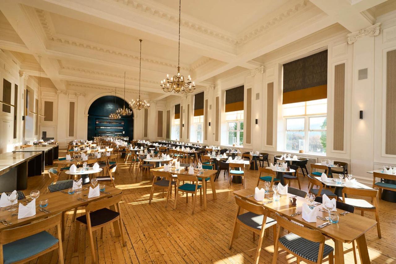 Peebles Hydro Hotell Eksteriør bilde