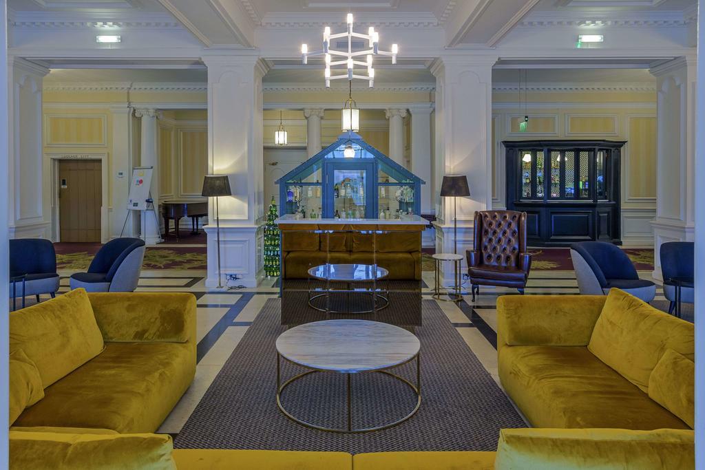 Peebles Hydro Hotell Eksteriør bilde